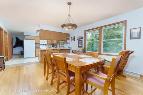 Dining - 3400 Steinacker Rd, Howell, MI 48855 photo 2 of 2
