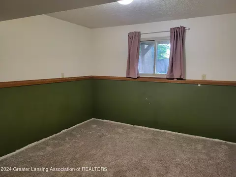 2516 Lyons Ave, Lansing, MI 48910 photo 21