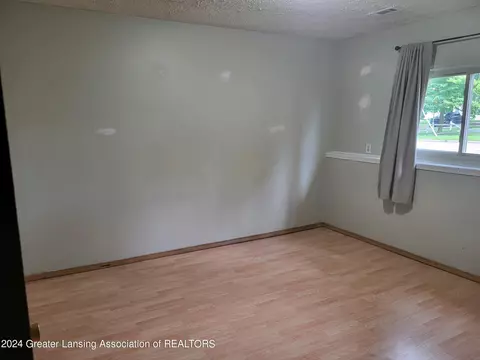 2516 Lyons Ave, Lansing, MI 48910 photo 14