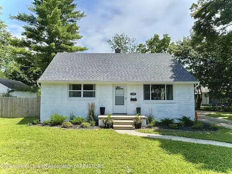 3000 Arcadia Dr, Lansing, MI 48906