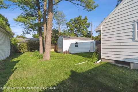 3000 Arcadia Dr, Lansing, MI 48906 photo 31