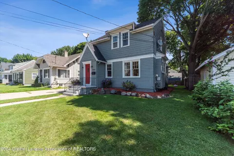 1843 Stirling Ave, Lansing, MI 48910