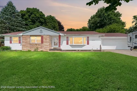 14351 Chandler Rd, Bath, MI 48808