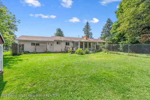 Exterior - 14351 Chandler Rd, Bath, MI 48808 photo 3 of 4