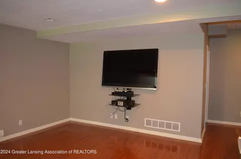 7900 Ashbrook Dr, Haslett, MI 48840 photo 23