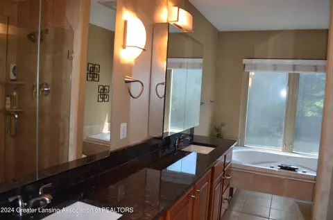 7900 Ashbrook Dr, Haslett, MI 48840 photo 9