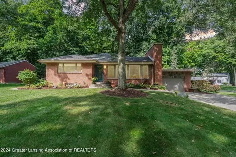 4735 Ottawa Dr, Okemos, MI 48864