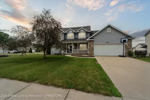 2673 Brigantine Dr, Lansing, MI 48911