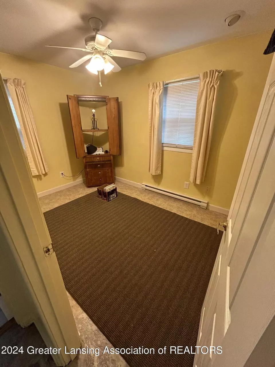 Bedroom - 701 Robert St, Lansing, MI 48910 photo 1 of 1