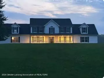 Exterior - 12550 Watson Rd, Bath, MI 48808 photo 11 of 12