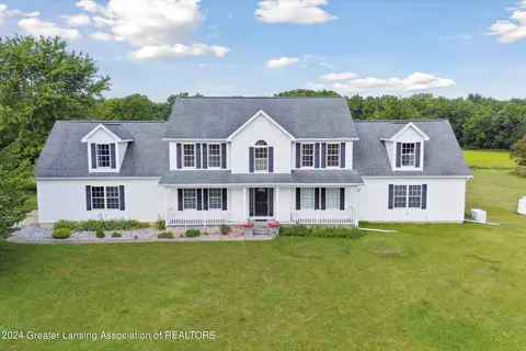 12550 Watson Rd, Bath, MI 48808