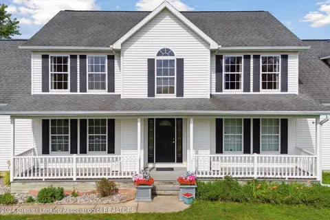 Exterior - 12550 Watson Rd, Bath, MI 48808 photo 12 of 12