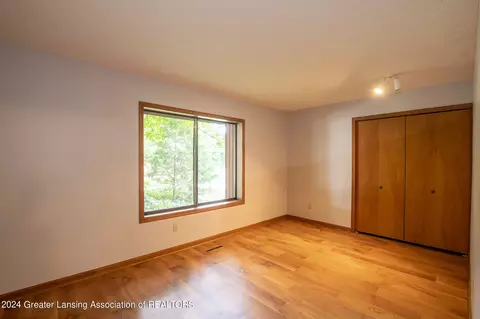 Bedroom - 720 Tanbark Dr, Dimondale, MI 48821 photo 2 of 5