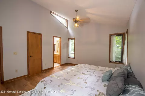 Bedroom - 720 Tanbark Dr, Dimondale, MI 48821 photo 4 of 5