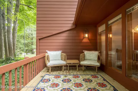 Exterior - 720 Tanbark Dr, Dimondale, MI 48821 photo 4 of 12