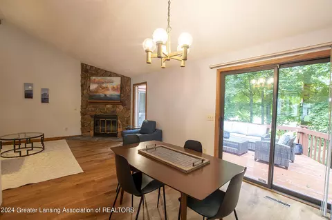 Dining - 720 Tanbark Dr, Dimondale, MI 48821 photo 3 of 4