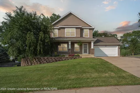 3257 E Crandell Dr, Charlotte, MI 48813