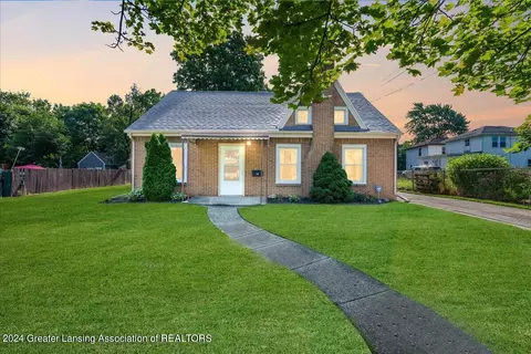 710 Cleveland St, Lansing, MI 48906