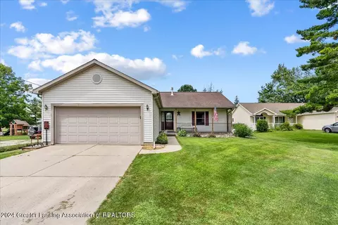 1645 Aurelius Rd, Holt, MI 48842