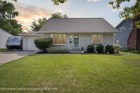 843 Holt St, Mason, MI 48854