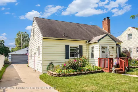 2011 Victor Ave, Lansing, MI 48910