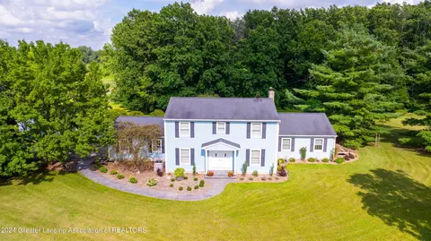 4830 Zimmer Rd, Williamston, MI 48895