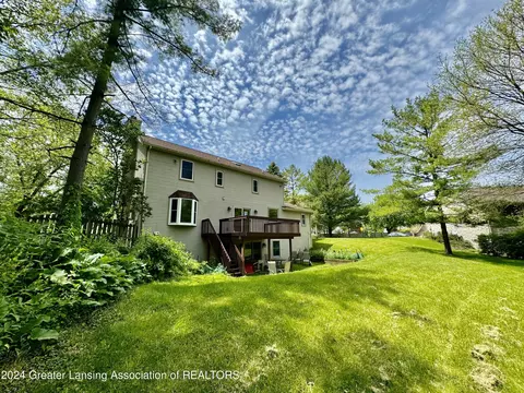 Exterior - 730 Tanbark Dr, Dimondale, MI 48821 photo 6 of 7