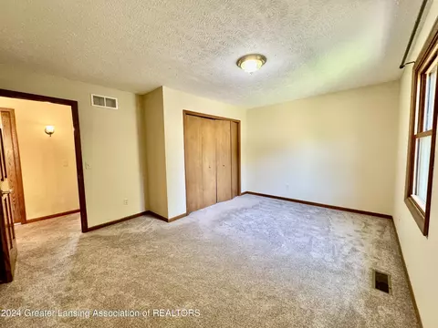 Bedroom - 730 Tanbark Dr, Dimondale, MI 48821 photo 10 of 10