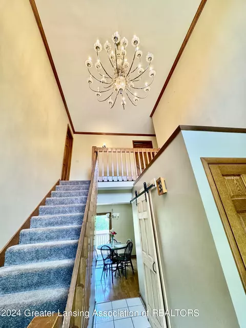Entry Way - 730 Tanbark Dr, Dimondale, MI 48821 photo 3 of 5