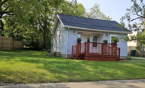 118 E Hazel St, Lansing, MI 48910
