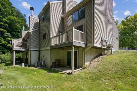 3631 E Meadows Ct, Okemos, MI 48864 photo 40