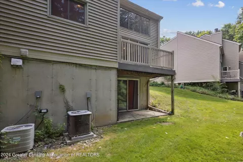 3631 E Meadows Ct, Okemos, MI 48864 photo 42
