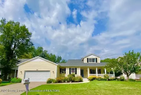848 Blacksmith Trl, Williamston, MI 48895