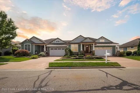 667 Aquila Dr, East Lansing, MI 48823
