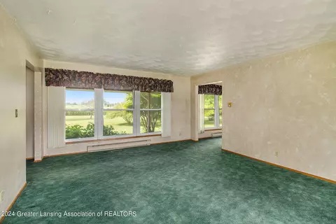 4494 E Townsend Rd, Saint Johns, MI 48879 photo 13