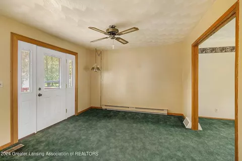 4494 E Townsend Rd, Saint Johns, MI 48879 photo 8