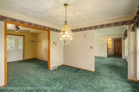 4494 E Townsend Rd, Saint Johns, MI 48879 photo 10