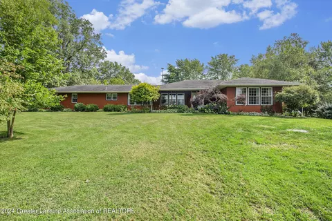 4494 E Townsend Rd, Saint Johns, MI 48879 photo 2