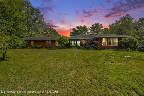 4494 E Townsend Rd, Saint Johns, MI 48879