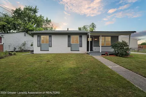 3414 Braeburn Dr, Lansing, MI 48911