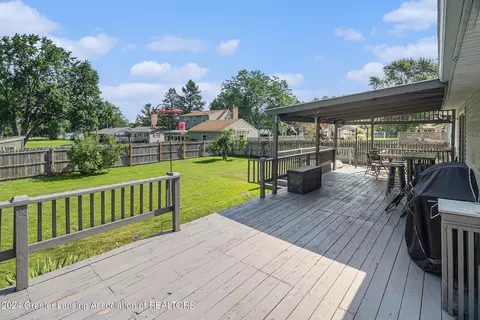 Exterior - 8839 Windsor Hwy, Dimondale, MI 48821 photo 2 of 4