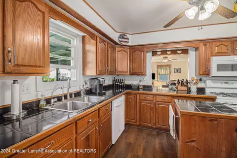 Kitchen - 8839 Windsor Hwy, Dimondale, MI 48821 photo 1 of 1