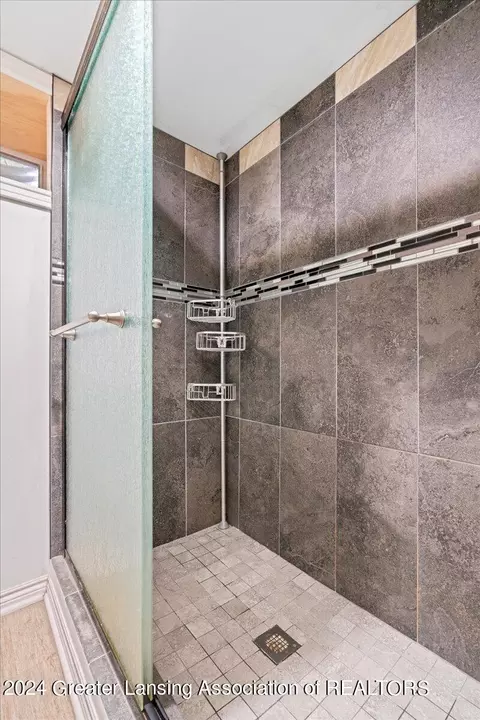 Bath - 1820 Boston Blvd, Lansing, MI 48910 photo 2 of 2