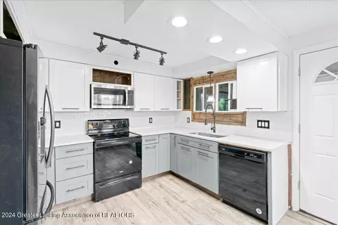 Kitchen - 1820 Boston Blvd, Lansing, MI 48910 photo 1 of 2