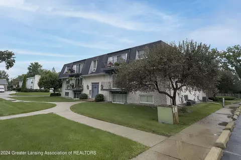 5535 W Saint Joe Hwy #B4, Lansing, MI 48917