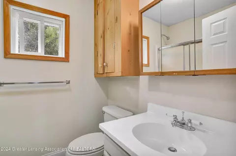 424 W Jefferson St, Dimondale, MI 48821 photo 19