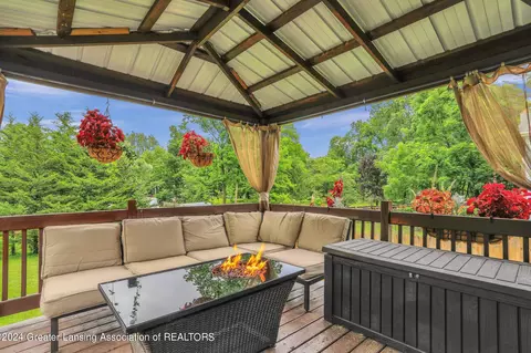 424 W Jefferson St, Dimondale, MI 48821 photo 32