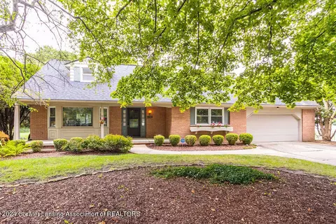 4578 Manitou Dr, Okemos, MI 48864