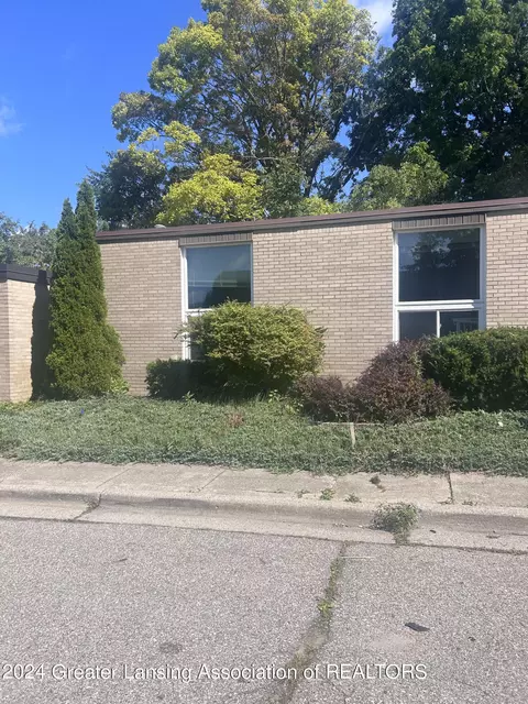 1250 Mulberry Ln, East Lansing, MI 48823