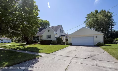 3407 Sylvan Rd, Lansing, MI 48917